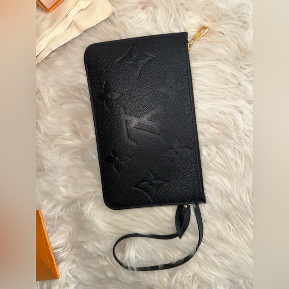 ✨SOLD✨Louis Vuitton neverfull empreinte noir - Picture 10 of 13